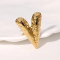 Anello a cuore elegante in acciaio inossidabile dorato con texture martellata - Oro