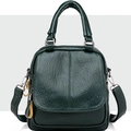 Mochila y bolso de mano convertible en cuero granulado verde oscuro y detalles dorados - Grano de Lichi Minimalista / Rayas Verticales Verde
