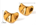 Retro gouden vierkante hart oorknopjes met geplooide metalen afwerking, 1,78 cm hoog - Geplooide Sint-Jacobsschelp-Goud