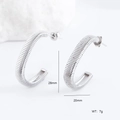 Orecchini vintage a forma di C in acciaio inossidabile argentato con design a spirale - Stile Testurizzato Orizzontale a Forma di C