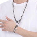 Conjunto de cadena bizantina de acero plateado para hombre con cierre de dragón - Pulsera 21.5cm / Color Acero