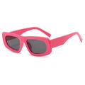Lunettes de soleil rétro carrées à monture épaisse rose style Y2K avec verres UV - Monture Rose Verres Gris Foncé