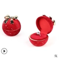 Joyero bola de Navidad roja de terciopelo con lazo dorado para anillos y aretes - Estuche para anillos / Rojo