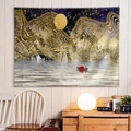 Arazzo astratto in marmo con linee dorate e luna appeso in una stanza accogliente - 90x60cm / Marmo Dorato Astratto (26)