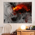 Arazzo marmoreo astratto con vortice di fiamme arancioni su parete bianca - 90x60cm / Vortice di Fumo e Fiamma (21)