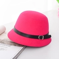 Chapeau cloche chic en feutre de laine magenta avec ceinture en cuir noir et boucle - Rose Rouge