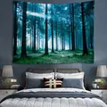 Arazzo moderno con foresta nebbiosa per decorazione parete camera in toni blu-verdi - 150x130cm / 3-Foresta di Nebbia Mattutina