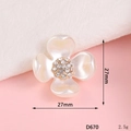 Ciondolo a fiore perlato con cristalli, accessorio fai-da-te da 27mm per gioielli - D670 Fiore di Perle a Quattro Petali