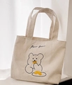 Beige Cord-Einkaufstasche mit süßer Bären-Stickerei und praktischen Tragegriffen - Bär Keks Weiß