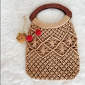 Borsa a mano all'uncinetto con manici in legno e ciondolo ananas stile bohémien - Cachi