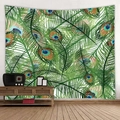 Detalle de tapiz de pared con estampado de plumas de pavo real para decoración hogar - Compacto / Plumas de Pavo Real