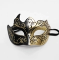 Half-face Painting - Black And Gold / 1