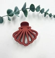 Eleganter terrakotta Haarklammer in Muschelform mit mattem Finish für Hochsteckfrisuren - Orangerot
