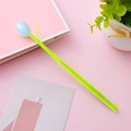 Creatieve tulpen gelpen met lichtblauwe bloemkap en heldergroene steel op roze basis - Kleurveranderend Blauw