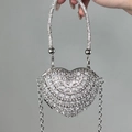 Sac de cœur argenté avec de gros cristaux