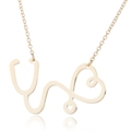 Detail van gouden stethoscoop en hart hanger ketting voor medisch afstudeergeschenk - Goud