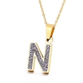 Collana in acciaio inossidabile dorato con ciondolo a lettera N tempestato di cristalli - Lettera N (KN89531-K)