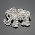 Spilla a elefante argento con cristalli chiari e accenti in strass AB cangianti lucidi - Argento(C074-A)