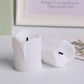 Coppia di candele LED bianche con effetto cera fusa per decorazioni natalizie - Guscio Bianco - Luce Calda / Bianco