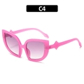 Occhiali da sole cat-eye rosa con rivetti in argento e lenti sfumate viola, stile C4 - Montatura Rosa Jelly Lenti Viola Sfumate (C4)