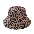 Dettaglio della stampa leopardata classica sul tessuto di cotone twill del cappello - M(56-58cm) / Khaki Leopardato