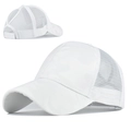 Vista dettagliata del cappellino mimetico bianco con rete per coda di cavallo - Regolabile / Mimetico Bianco Coda di Cavallo
