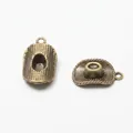 Pendentifs chapeau de cow-boy vintage en alliage avec finition en laiton vieilli - Bronze Antique