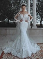 Elegantes weißes Meerjungfrau-Brautkleid mit langen Ärmeln und detaillierter Perlenstickerei - US 2 / Weiß