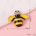 Detailed view of bee jewelry charm with dimensions 28mm x 26mm and sparkling rhinestones - D027 Bee