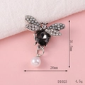 Detailed view of alloy bee brooch with pearls and rhinestones including size dimensions - D1025 Bee