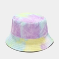 Détail de la texture du velours côtelé tie-dye sur un chapeau bob aux tons pastels - M (56-58cm) / Grosse Rayure Violet Clair Tie-Dye