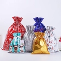 Weihnachts-Geschenktüten mit Kordelzug in verschiedenen Farben und festlichen Motiven - Gemischter Stil / 30er Pack
