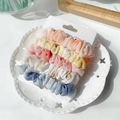 Lot de 5 chouchous en satin dégradé orange, rose et bleu sur carte de support - Set de 5 pièces / Mousseline Dégradée