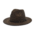 Dettaglio del cappello fedora leopardato con fascia in pelle e borchie dorate - M(56-58cm) / Verde Militare