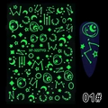 Autocollants ongles Halloween lumineux avec motifs lune et étoiles brillant dans le noir - Lumineux 01-Lune Étoiles Constellations (XF-3227YG)