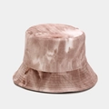 Texture détaillée du tissu en velours côtelé tie-dye sur un chapeau bob tendance - M (56-58cm) / Rayures Fines Kaki