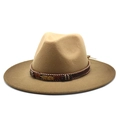 Detail eines Wollfilzhutes mit braunem Band, antiker Metallfeder und Perlenverzierung - M (56-58cm) / Khaki