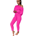Dettaglio del set in maglia rosa acceso con maglione a spalle scoperte e pantaloni - 2XL / Rosa Fucsia