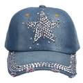 Détail d'une casquette en denim bleu délavé avec strass en étoile et bords usés stylés - Étoile à Cinq Branches Centrale
