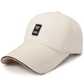 Gorra de béisbol clásica de algodón beige claro con parche de logotipo cuadrado - Ajustable / Beige Claro