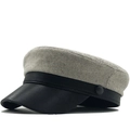 Dettaglio del tessuto in lana grigia e visiera in pelle nera del berretto newsboy - M (56-58cm) / Cammello