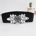 Cintura elastica nera da donna con fibbia a rosa e strass di cristallo luminosi - Zircone Bianco