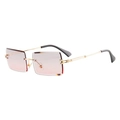 Rahmenlose rechteckige Sonnenbrille mit goldenen Metallbügeln und rosa Verlauf - Goldener Rahmen Verlauf Grau-Rosa