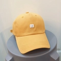 Casquette de baseball jaune vif avec broderie de la lettre m blanche sur support - Jaune (Lettre M)