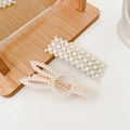 Set of two pearl hair clips with gold alloy base in rectangular and geometric designs - Vanilla 2-Piece Set