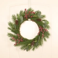 Weihnachtskranz mit künstlichen Tannennadeln, roten Beeren, Zapfen und Eukalyptus - 50cm PE Rote Beeren Eukalyptus Kranz