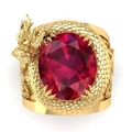 Anillo de dragón dorado con piedra roja ovalada y texturas de escamas en fondo blanco - US 7 / Dorado