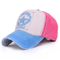 Vintage baseballpet in blauw en roze kleurvlakken met sterafbeelding en versleten klep - Verstelbaar / Meerblauwe Rand & Watermeloenrood