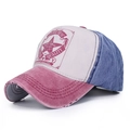 Vintage honkbalpet in roze en blauw met versleten rand en geborduurd vijfsterrenlogo erop - Verstelbaar / Wijnrood Rand met Blauw