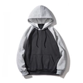 Detalle de mangas raglán en contraste y capucha con cordón en sudadera gris polar - S / Gris Oscuro/Gris Claro